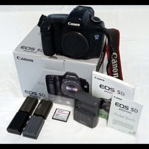Canon EOS 5D 12.8 megapixel.Camera Body Only